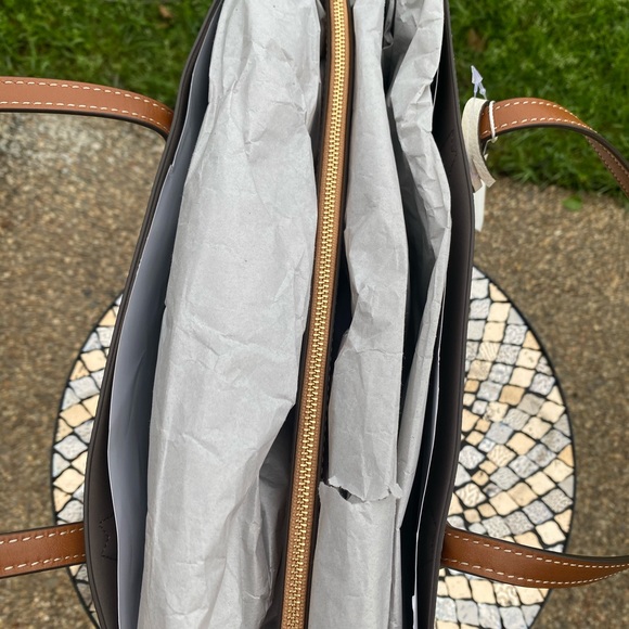 Brand new 🌻🌼🌾Tory Burch tote 🔥👌🏼 - Picture 6 of 11